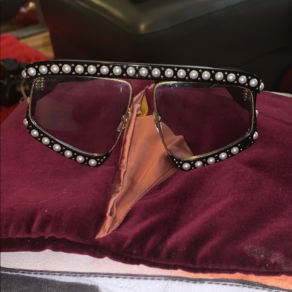 Gucci shades